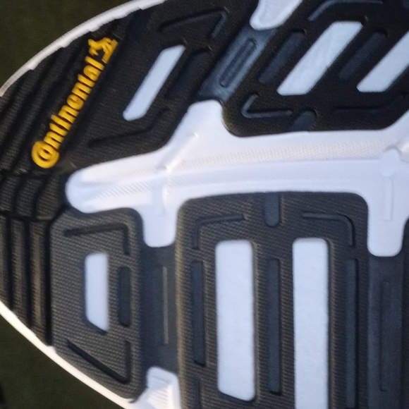 Adidas Alistair size 10 - Picture 5 of 11